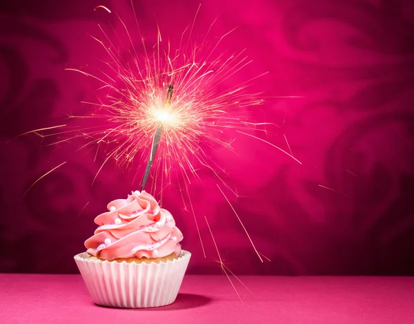 Urodziny brylant Cupcake — Zdjęcie stockowe