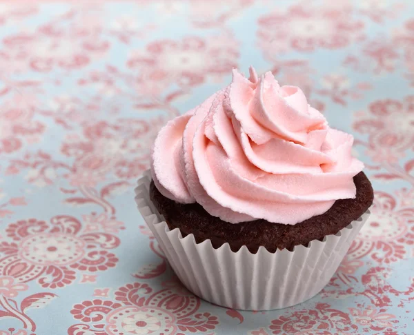 Růžový narozeniny cupcake — Stock fotografie