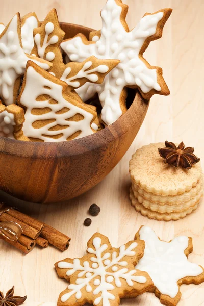 Assortimento di biscotti di Natale fatti in casa tradizionali i Foto Stock Royalty Free