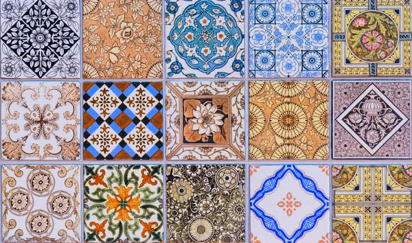 Azulejos de cerámica de pared patrones Mega conjunto de Tailandia parque público . — Foto de Stock