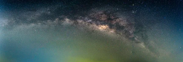 Panorama detalj av Vintergatan, lång exponering fotografi. — Stockfoto