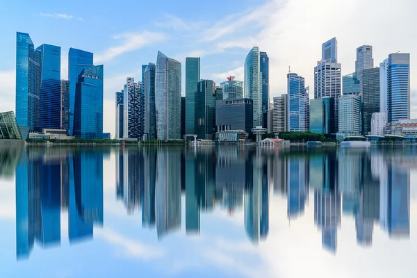 Сінгапур Сіті горизонт ділового району міста в денний час. — стокове фото