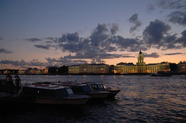 Aziz PETERSBURG