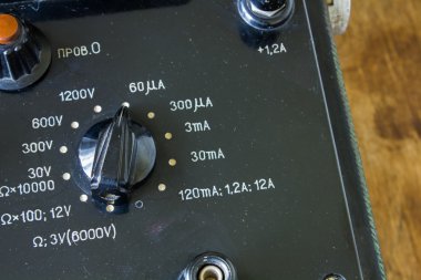 Close-Up bir vintage antik voltmetre