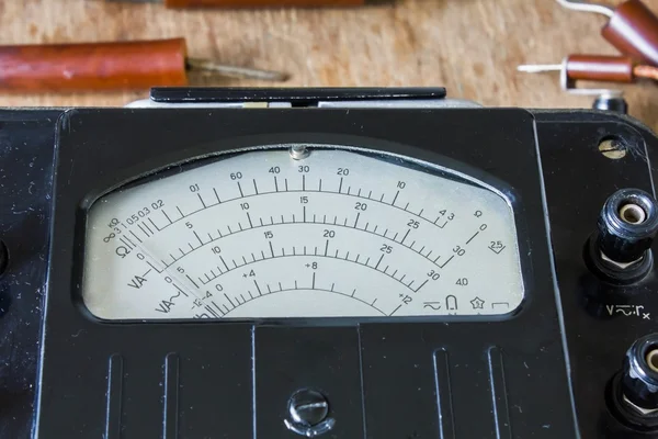 Close-up of an vintage ancient voltmeter — Stock Photo, Image