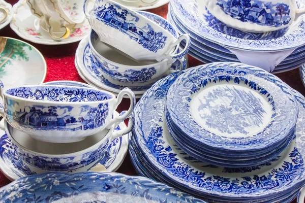 Bit pazarı, Vintage çay seti