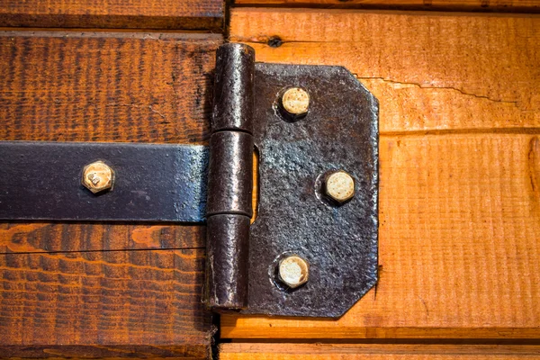 Vintage demir kapı menteşeleri