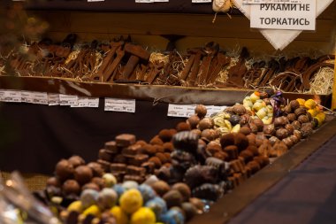 Noel tatlılar üstünde belgili tanımlık sayaç