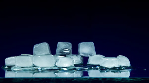 氷の融解の部分 — ストック写真