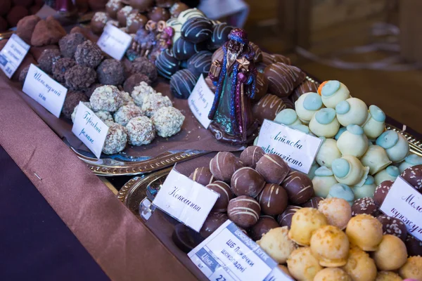 Dulces de Navidad en el mostrador — Foto de Stock