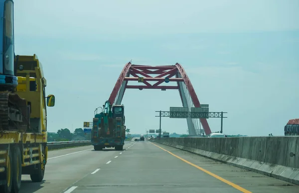 Semarang Indonésia Fevereiro 2021 Beleza Red Kalikuto Toll Bridge Java — Fotografia de Stock