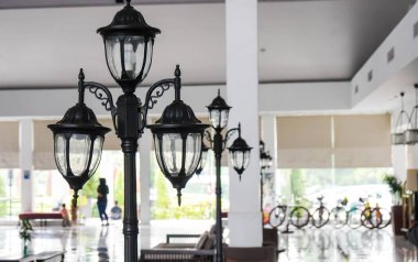 Klasik lamba modeli otelin iç tasarımına yüklendi