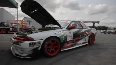 Dolly ile filme park - araba yarışı