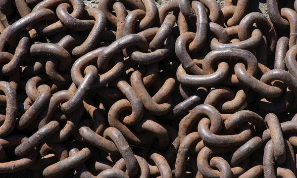 Rusty Dirty Metal Chains Background Wallpaper Backdrop — Stock Photo, Image