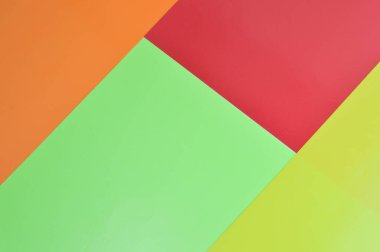 Üst turuncu, sarı, kırmızı ve yeşil arkaplan manzarası