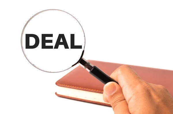 Mão Segurando Lupa Escrito Com Deal Conceito Negócio — Fotografia de Stock