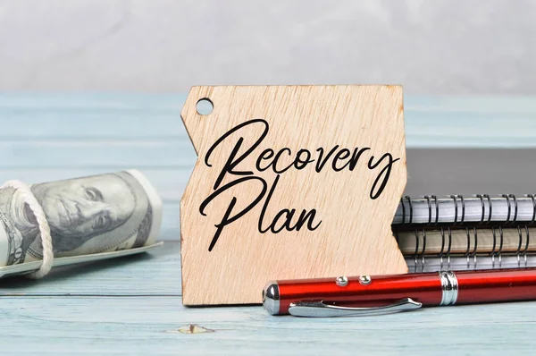 Selective Focus Pen Notebook Money Label Tag Written Recovery Plan — Stock Photo, Image