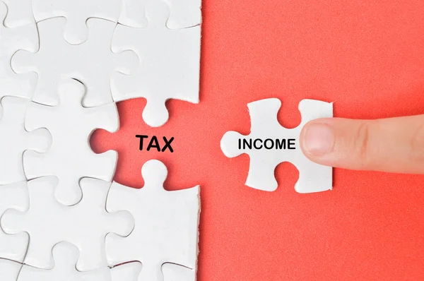 Rompecabezas Con Palabra Tax Ingresos Concepto Empresarial — Foto de Stock