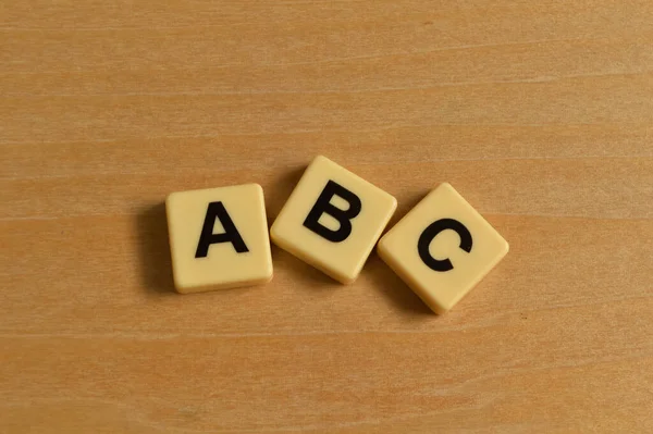 Alphabet Buchstaben Mit Text Abc Auf Holzgrund — Stockfoto