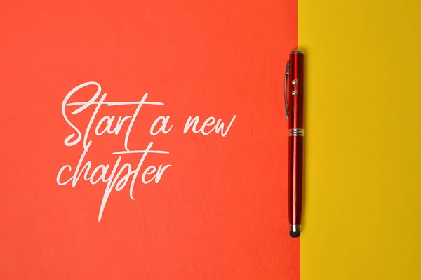 Top View Pen Text Start New Chapter — 图库照片