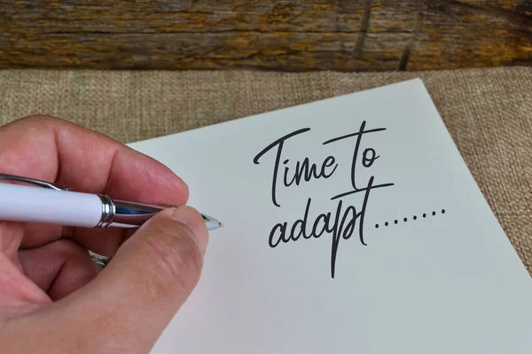 Мбаппе Держит Руках Ручку Пишет Time Adapt — стоковое фото