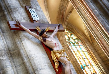 Kutna Hora 'daki katedralin içinde