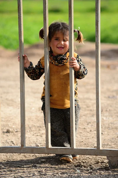 People in refugee camp — Stock Photo, Image