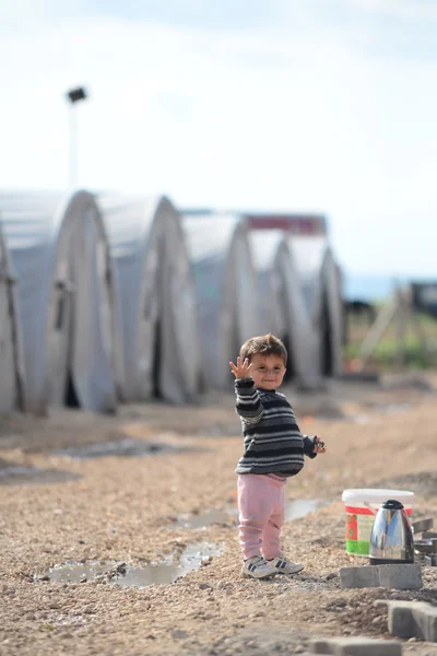 Insanlar mülteci kampında — Stok fotoğraf