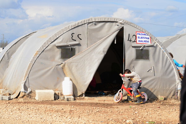 people in refugee camp