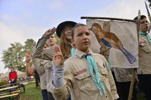 Scouts tchèques lors de la dernière manche de la course Svojsik — Photo