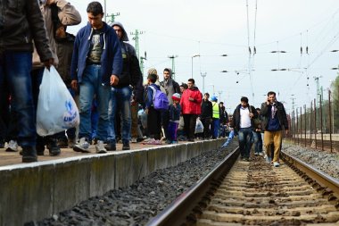 Macaristan bırakarak mülteciler