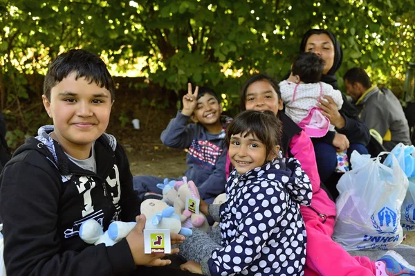 Refugees in Bapska (Serbian - Croatina border) Imagen De Stock