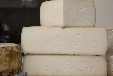 İtalyan zanaat peynirler