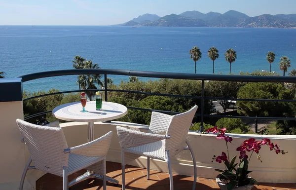 romantik içki Fransız Rivierası