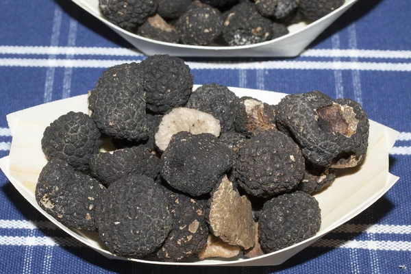 siyah truffles