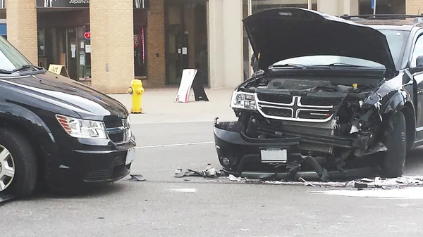 London Ontario, Kanada - 03 Mayıs 2016: iki yok araç acc