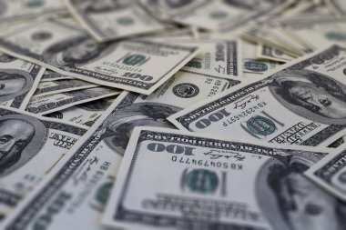 Yüz dolarlık banknotlar arka plan doku defocused Dağı