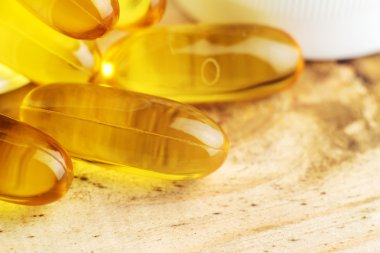 Yağ asidi omega 3 balık yağı jel kapsül, görüntüyü