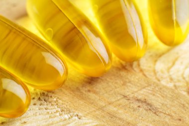 Yağ asidi omega 3 balık yağı jel kapsül, görüntüyü