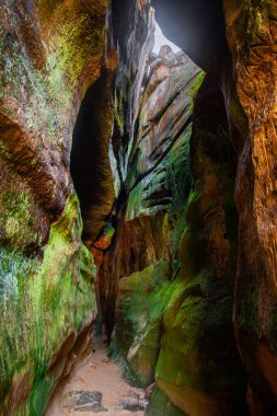 Ukrayna, Dovbush 'un kayaları olarak adlandırılan dev taş vadi..