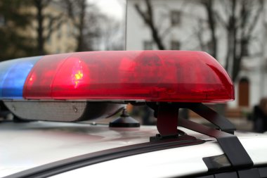 Mavi ve kırmızı polis arabası, Ukrayna sirenler yanıp sönen