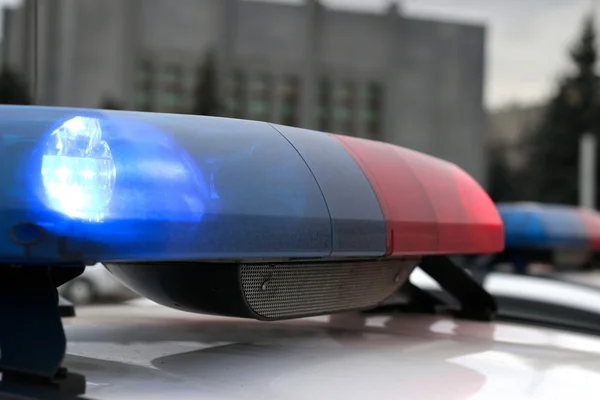 Mavi ve kırmızı polis arabası, Ukrayna sirenler yanıp sönen