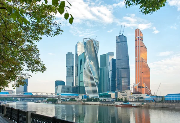 Moskva-City Morning sommar — Stockfoto