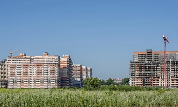 Panorama z pod budowę dzielnicy mieszkalnej. — Zdjęcie stockowe