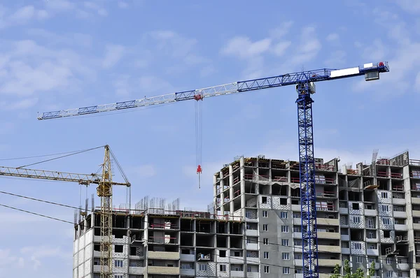 Construction of an apartment building — Stock Photo, Image
