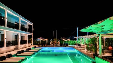 Yunanistan 'ın Asprovalta kentinde birden fazla ışık ve güneş gören modern villa