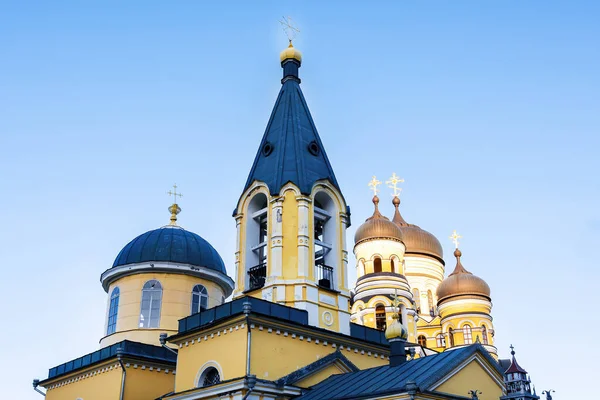 Монастырь Ханку Церковь Фоне Голубого Неба Молдове — стоковое фото