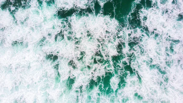 Schäumende Wellen North Beach Nazare Portugal — Stockfoto