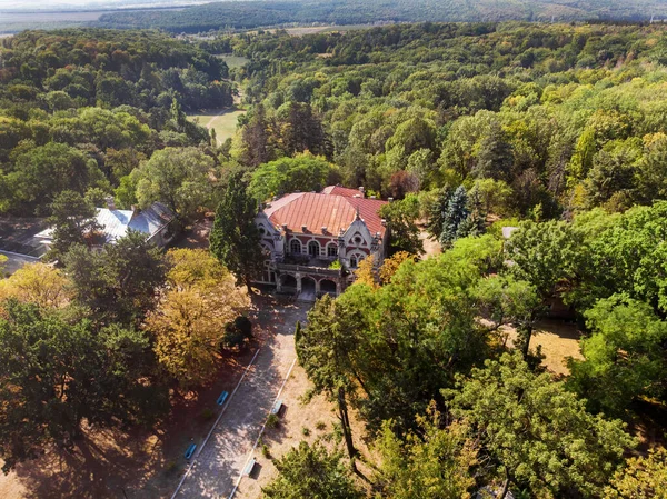 Blick Auf Das Pommer Mansion Von Der Drohne Aus Drumherum — Stockfoto