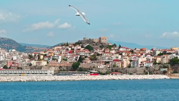 Kavala Grecia Septiembre 2020 Vista Ciudad Desde Agua Filas Edificios — Vídeos de Stock